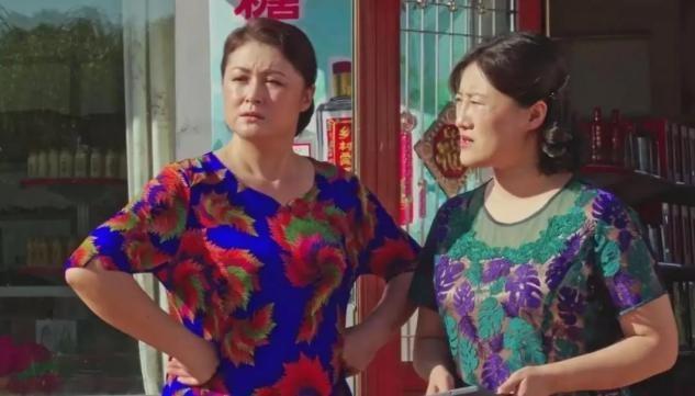 乡爱王云称整容失败，晒近况眼皮红肿超显眼，哭笑不得疑疼痛难忍