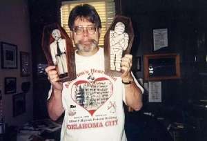 恐怖片恐怖片(今天是个好日子，恐怖大师推荐58部恐怖片给你)