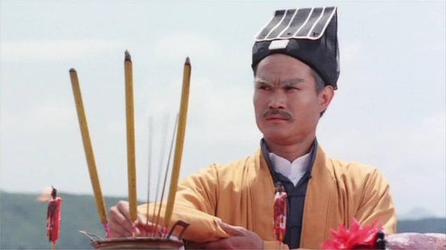 林正英去世24年后，这部伪僵尸片把人看吐了