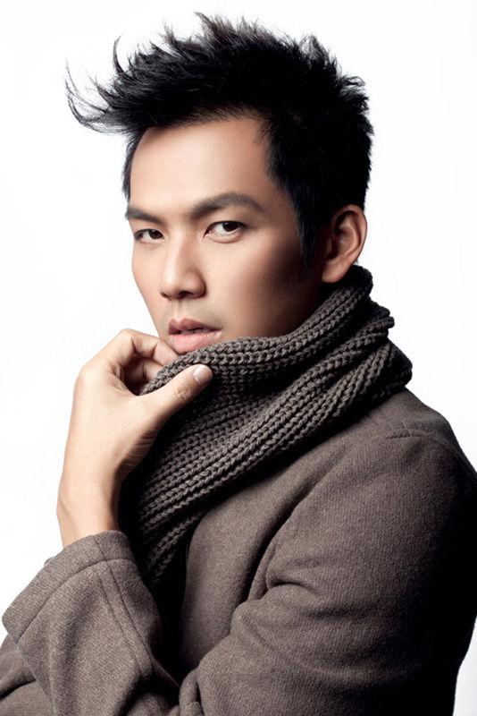 当今娱乐圈，当红明星数不胜数，快来票选谁会成为真正的常青树