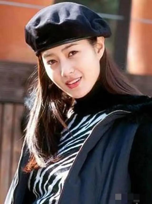 朝鲜之花惊艳全球：美丽背后的传奇故事