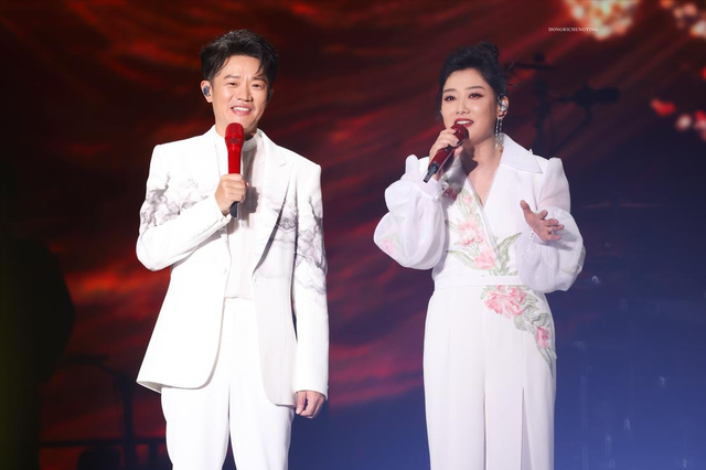 星光大道多个冠军现状：有人大红大紫，有人负债当搬运工