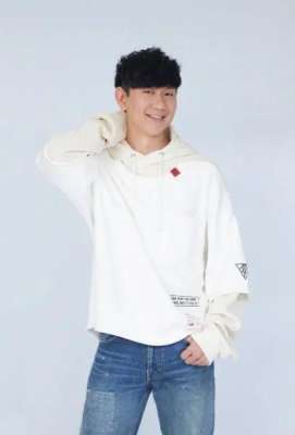 行走的cd(林俊杰——行走的CD)