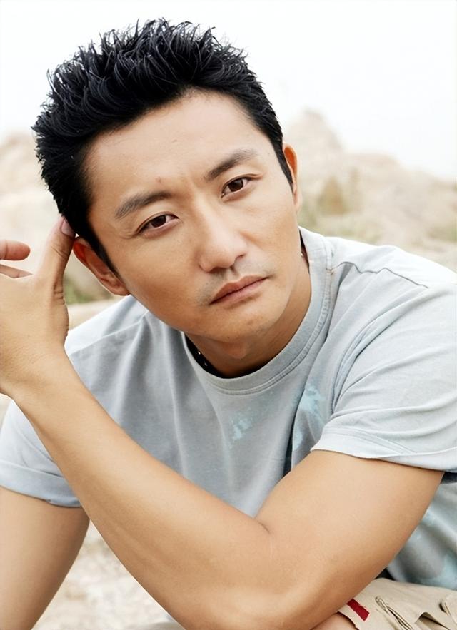 演员涂松岩：我这辈子最正确的决定，就是娶了一个平凡的妻子