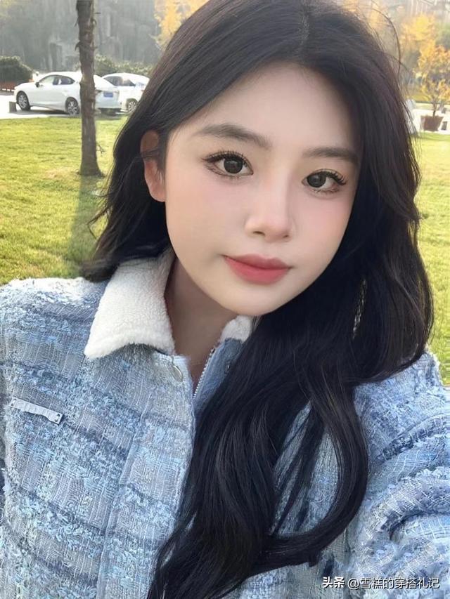 被赵露思的“韩式波浪卷”惊艳了!精致有气质,太适合圆脸了吧