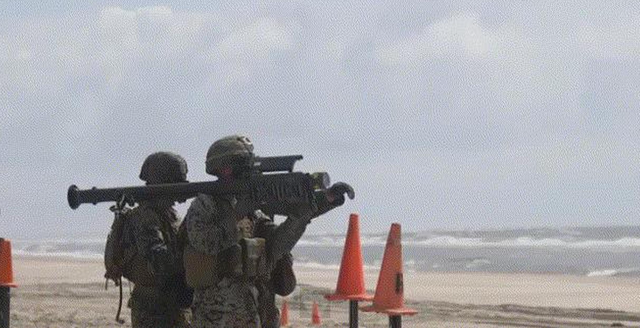 美推翻承诺,大批售台军火被扣押,统一无人能挡,解放军3招制胜