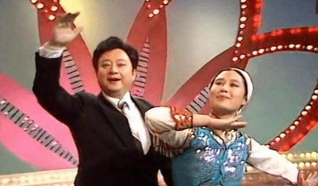 74岁斯琴高娃近况：瑞士老公已去世，她垂垂老矣，与儿子冰释前嫌