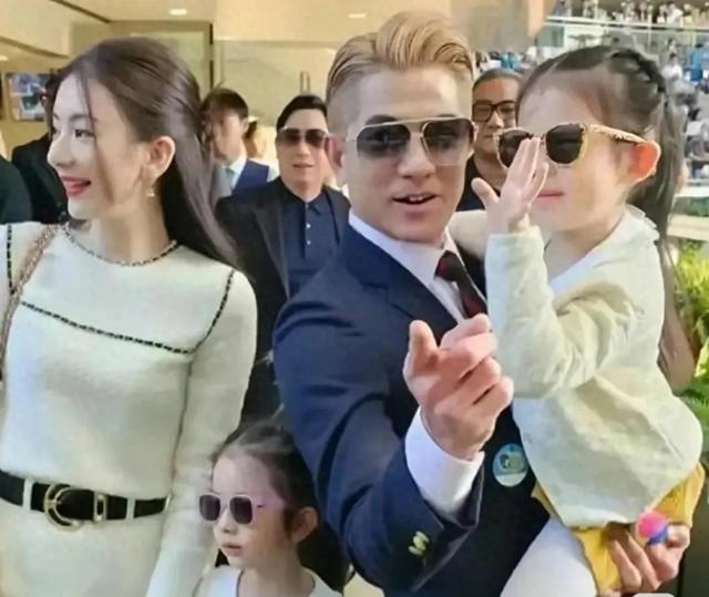 郭富城方媛生了几个孩子