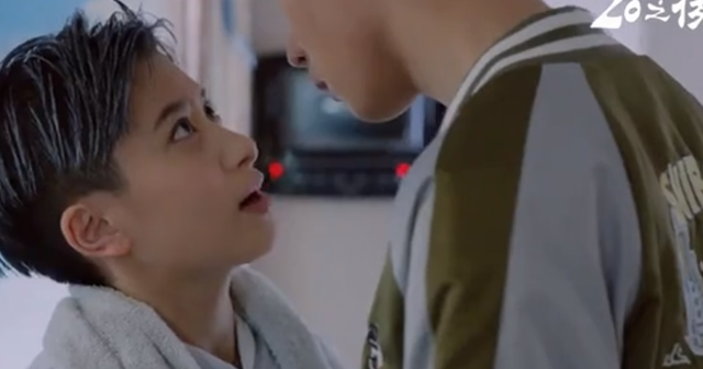 2011年的尬演神剧《落跑甜心》，傻白甜演成智障，女主被毁前程