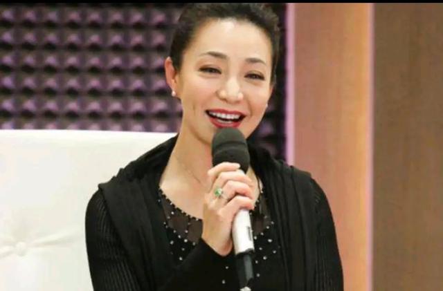 《还珠格格》皇后戴春荣：一个角色，千般滋味