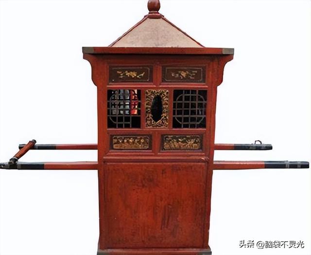 青楼里的龟奴是干啥的？为什么比妓女地位还低？