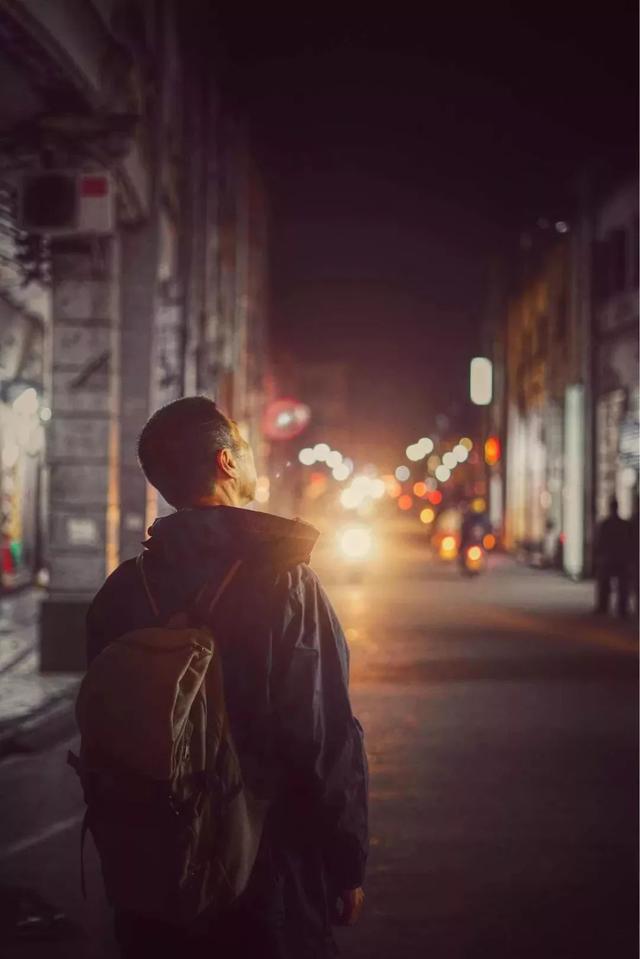 怕什么真理无穷无尽，进一寸有一寸的欢喜