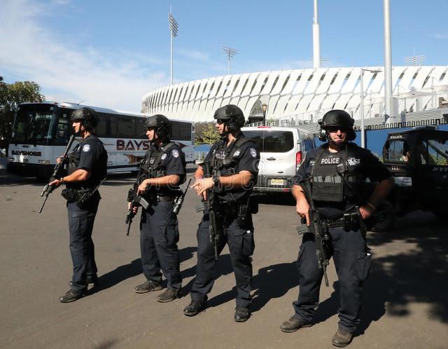 太乱！成人吃人奶，“人奶买卖”1500躺怀里喝，5000包夜更无耻