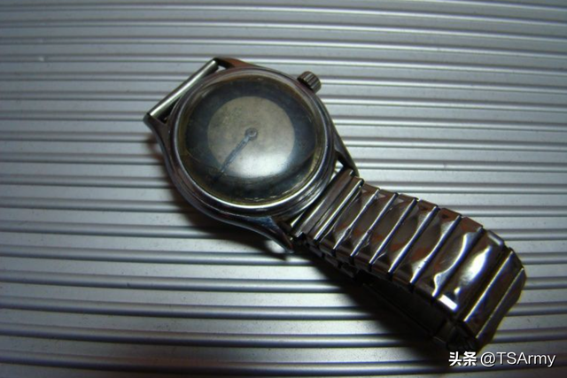 解放战争时期,一个国军“师座”身上的十大件