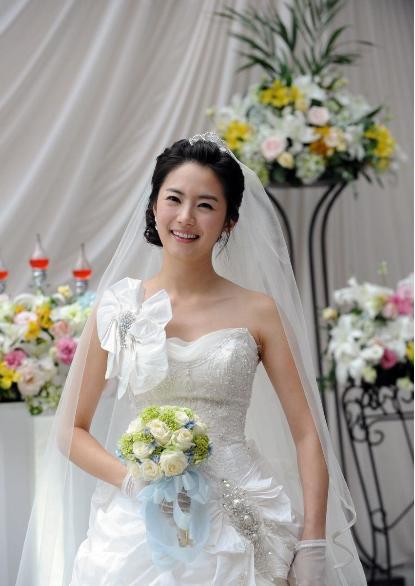 放羊的星星开播12周年，41岁反派专业户的她却一直不温不火