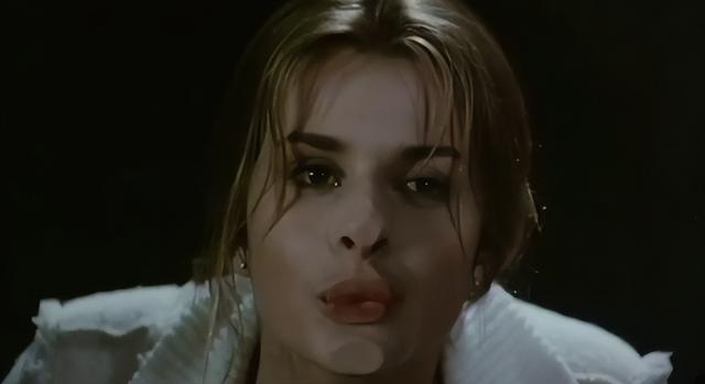 男女主颜值超高的一部伦理爱情片《你不要走》