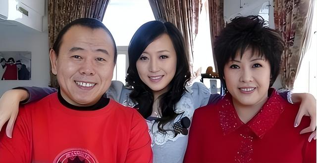 才明白,为何嫁10亿富豪12年,却要带儿子住娘家的潘阳,未有怨言