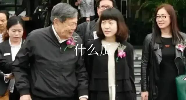 翁帆：28岁时嫁82岁杨振宁，照顾他到100岁了，我的婚姻有笑有泪