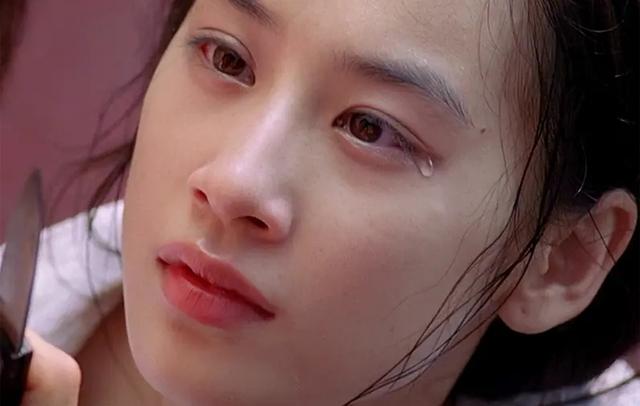 盘点黄圣依参演的五部电影，见证了她从清纯玉女到功夫打女的转变