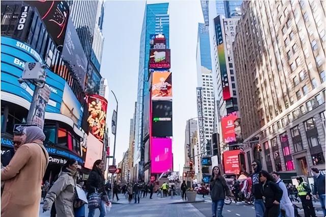 94年邓小平最后一次来上海，离开前对黄菊说：这是上海最后的机遇