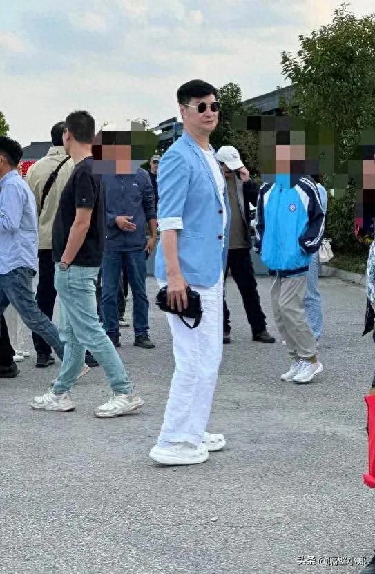 逆生长的传奇：范冰冰爸爸范涛的年轻之谜