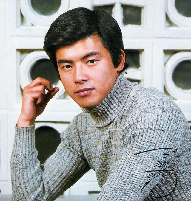 童话般的爱情：三浦友和守护山口百惠43年，从来不跟她吵架