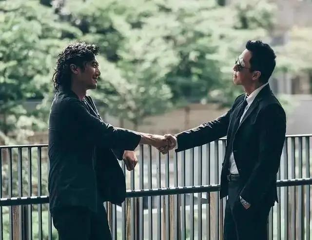 甄子丹和谢霆锋的双雄对峙,7.7分的《怒火·重案》充满港片味道