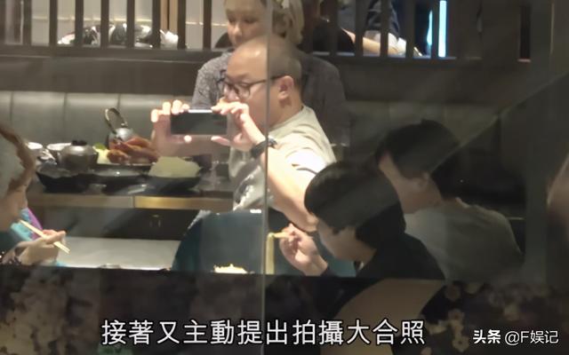 变胖也没所谓！与邓萃雯一吻泯恩仇的商天娥与老公恩爱牵手逛街