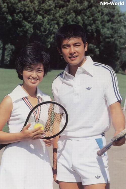 童话般的爱情：三浦友和守护山口百惠43年，从来不跟她吵架