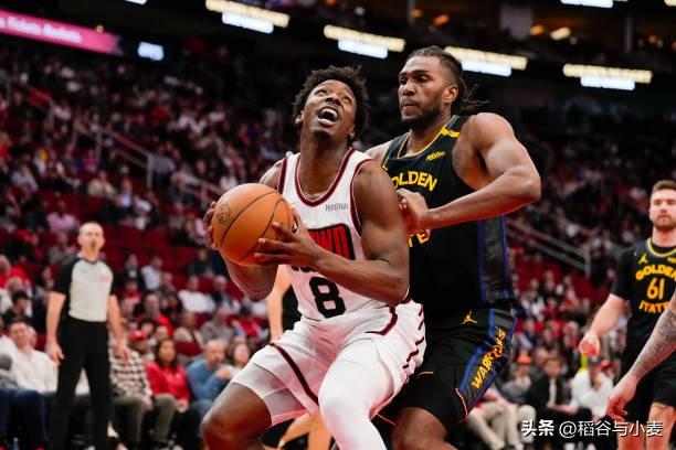 真是太鸡肋了！火箭为什么不在交易截止日前将锋线大将送走呢？