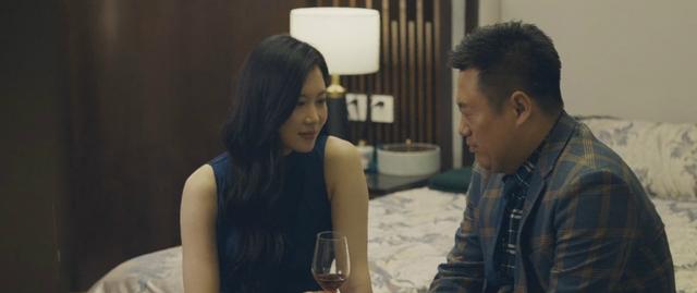 宋晓峰《东北轴神》上映,每个桥段都是包袱,爆笑到底的爽片