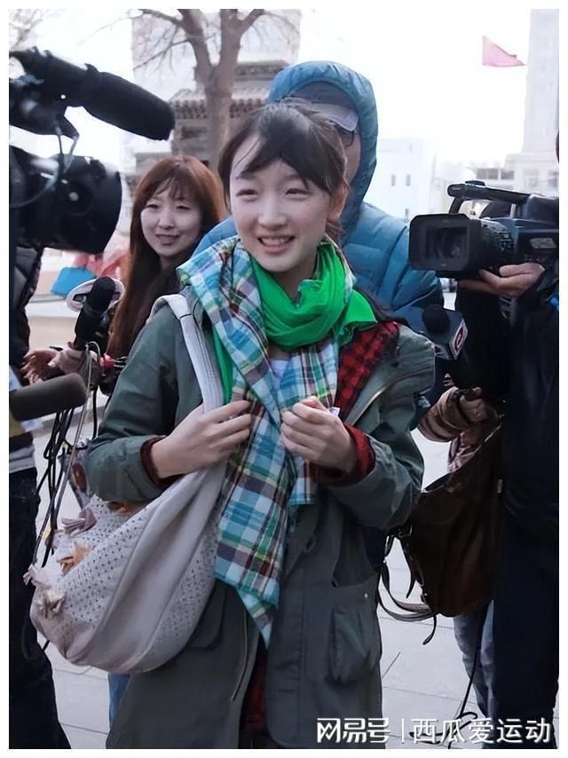 曾志伟“酒后吐真言”，揭露了“三金影后”周冬雨早年多段情史