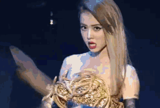 蔡依林不愧是“百变天后”,156身高穿出九头身,全靠穿搭来支撑