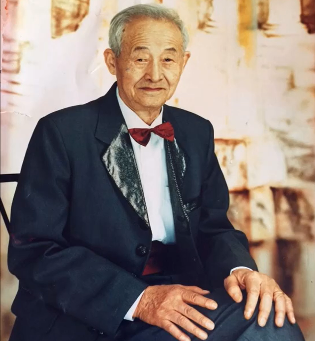 不起眼的小人物,却一次干翻了六个日本少将,比神剧还神