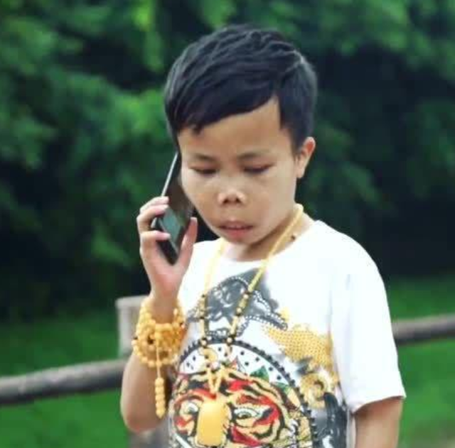 还记得“外星人”陈山吗?24岁坐拥5亿净资产,却惨遭快手清退