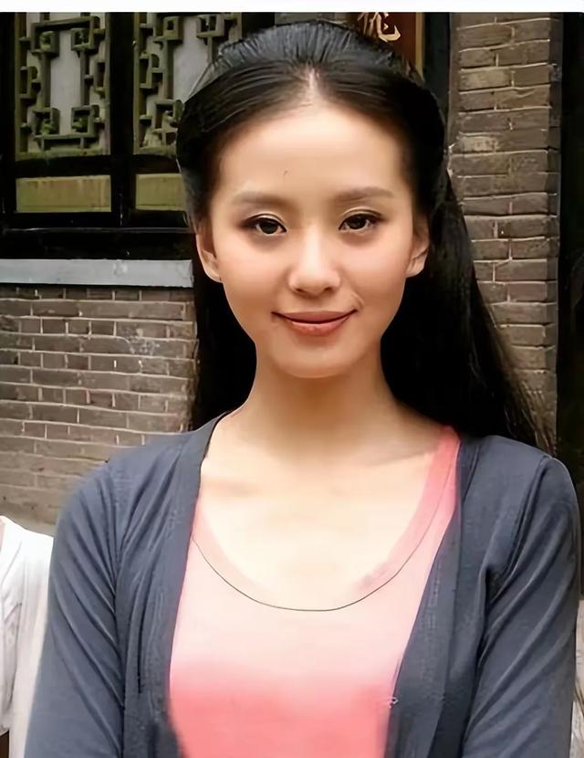 中国最干净的7位女星，不傍富豪、不滥情、个个清白干净