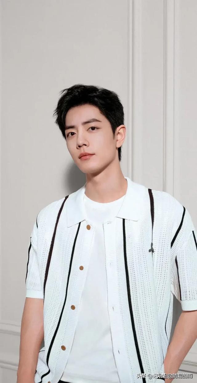 来看看内娱三位干净的青年男演员，不仅长相帅气迷人，演技精湛