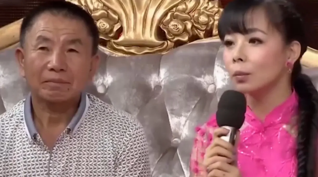 “草根歌手”王二妮和李飞结婚9年，她初心不改，他却像换了个人