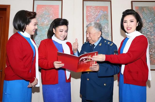 阎肃妻子李文辉，丈夫去世后，和儿子对簿公堂，亲情背后也有无奈