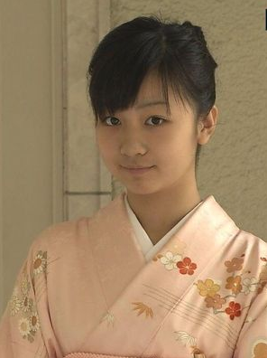 佳子内亲王：被称作日本皇室最美公主，却连穿衣自由都做不到