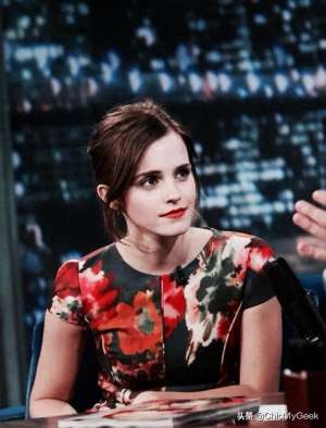 emmawatson(从《哈利波特》雀斑女孩到自信女神，回顾Emma Watson美丽进化史)