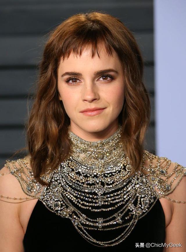 从《哈利波特》雀斑女孩到自信女神，回顾Emma Watson美丽进化史
