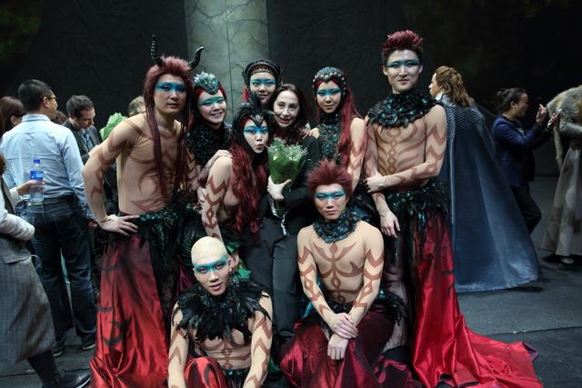 国蛋上演“水妖们的舞蹈”