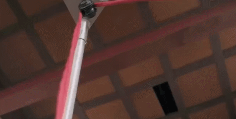 荒诞剧团：演员拍激情戏“假戏真做​”，这剧戳破了娱乐圈潜规则