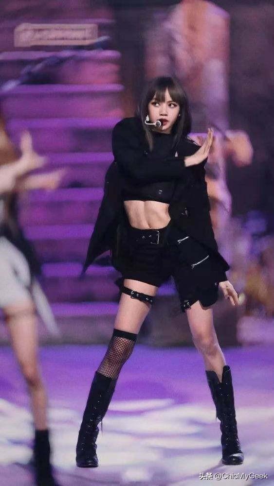 从被排挤到全球顶流!BLACKPINK Lisa 9件事让人俯首称臣