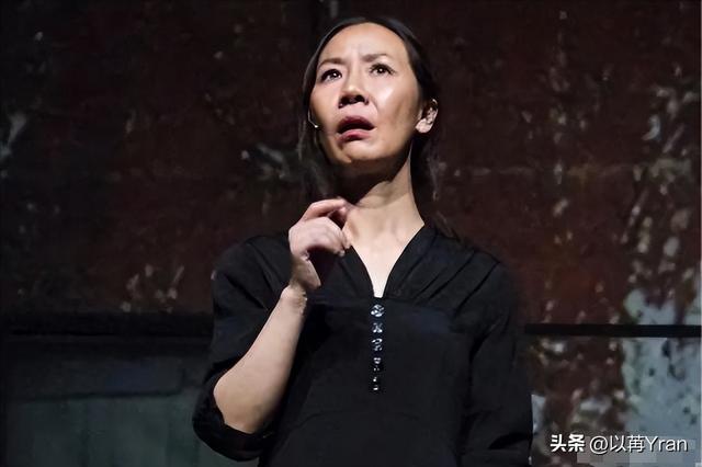 她是“中国最丑女演员”,凭什么嫁入豪门,成为阔太?