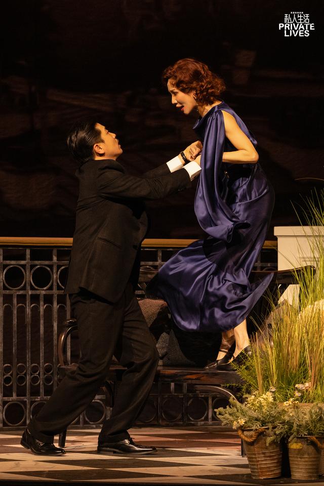 《私人生活》：结构精巧下的诙谐幽默与情感关系中的暗流涌动