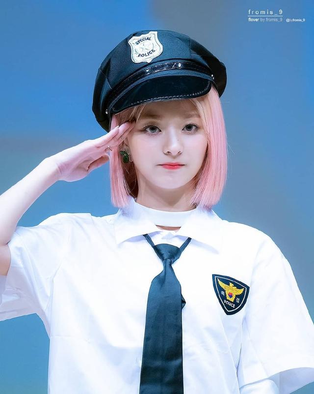 李娜炅，发色肤色让人羡慕