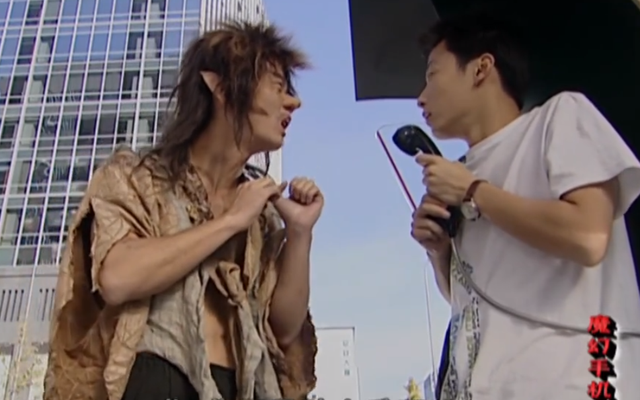 神剧《魔幻手机》：13年前评分3.9如今8.2，它真被低估了