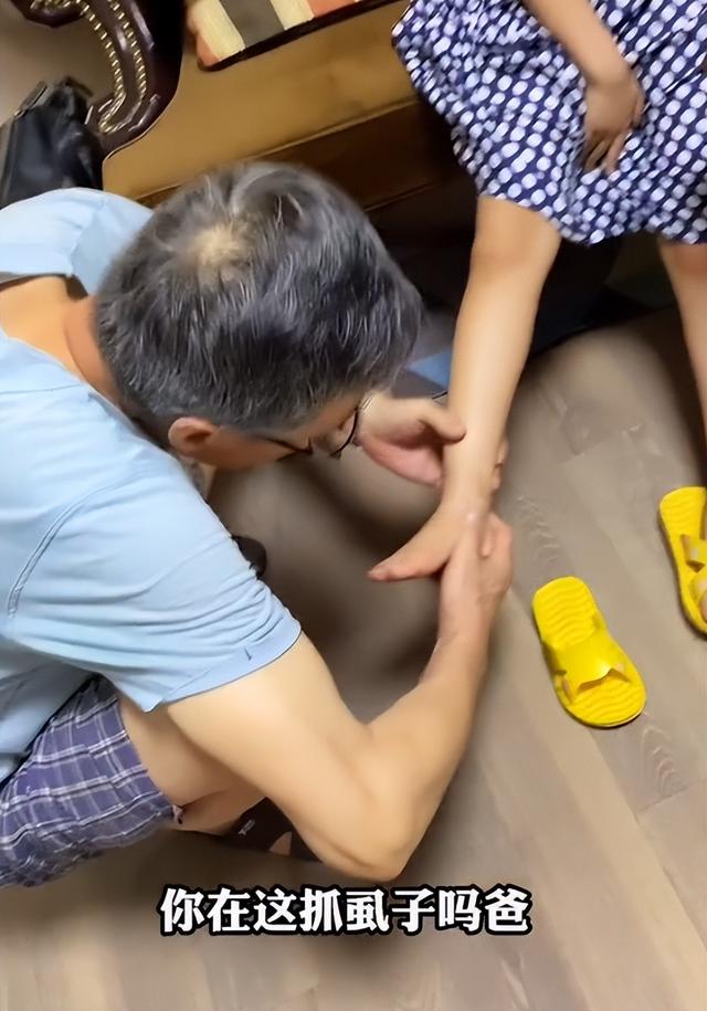 铁兜和胡老师：靠“谎报”价格吸粉500万，真实身份曝光不简单？